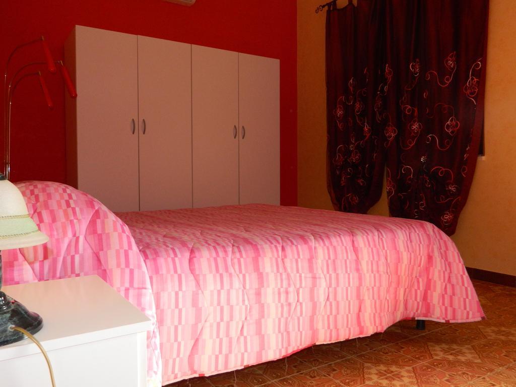 Villa Robinia Massafra Phòng bức ảnh
